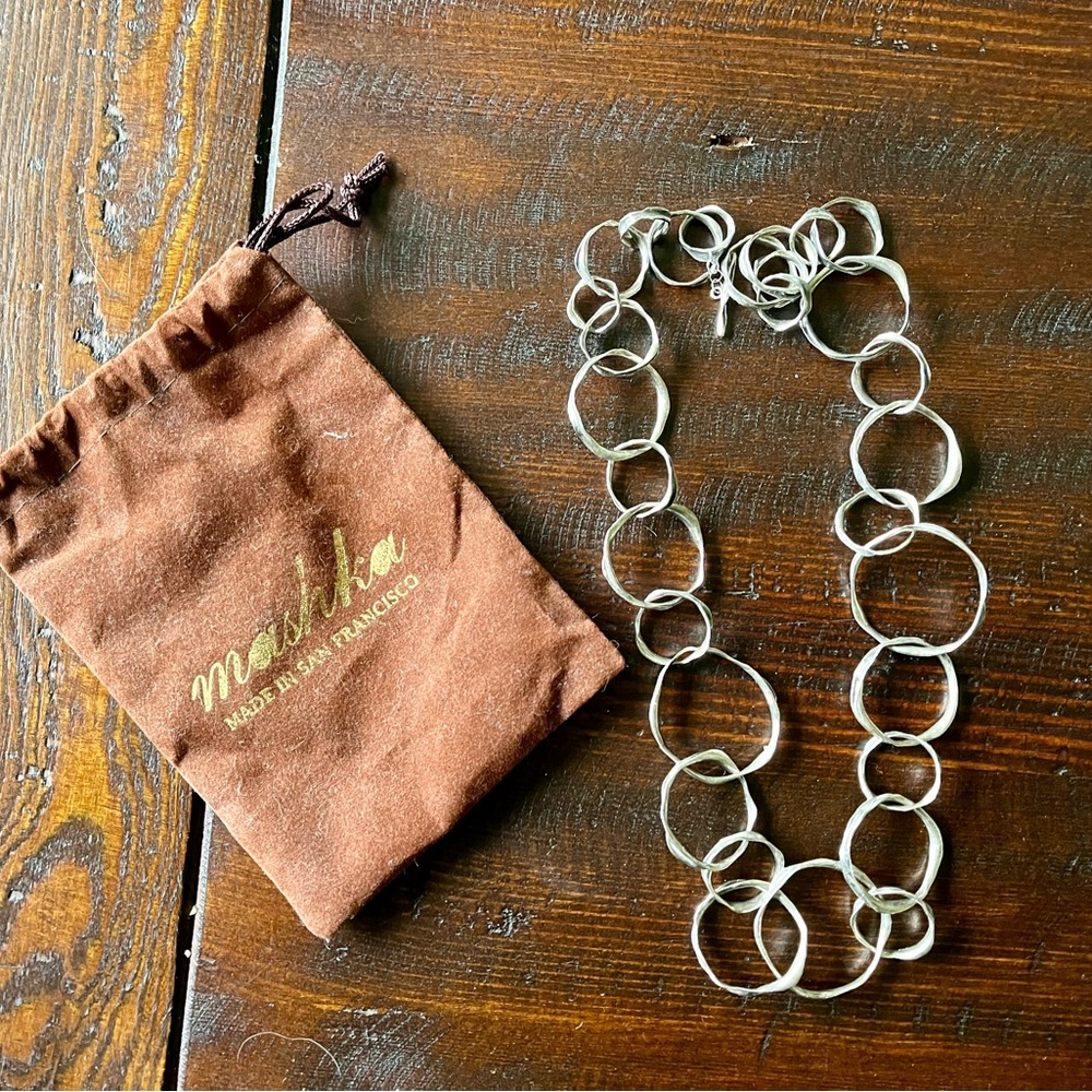Mashka SF metal hoop necklace
